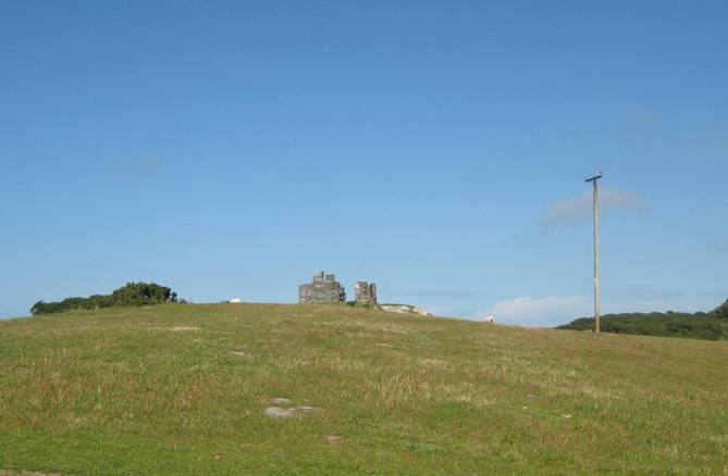 There's the ruin of an old telegraph station at the top too