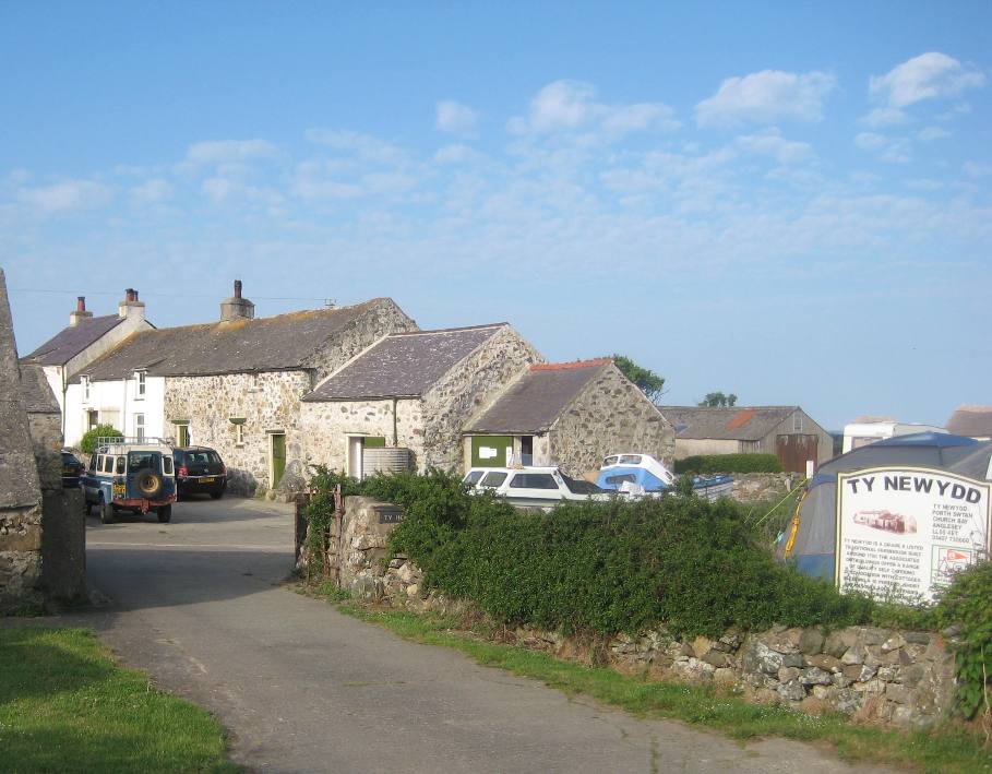 Church Bay Anglesey - Holiday Cottages and Camping at Ty Newydd